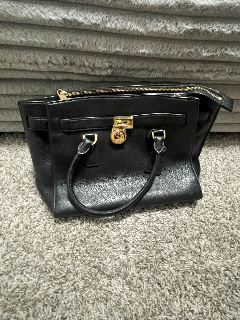 Michael Kors Hamilton Travel Purse Handbag Satchel Black